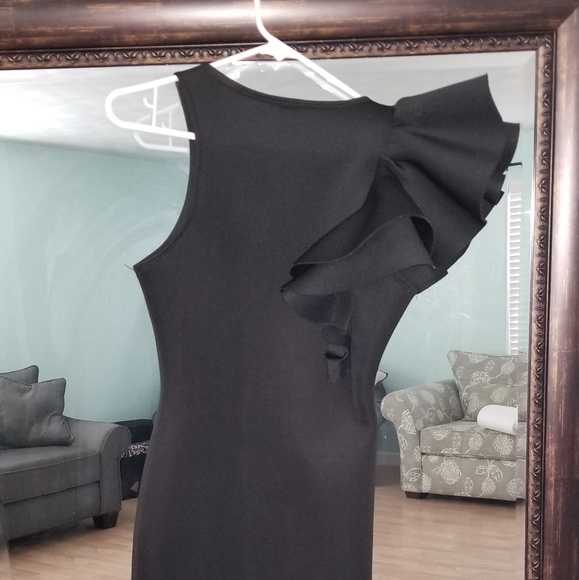 Dress - Picture 8 of 8